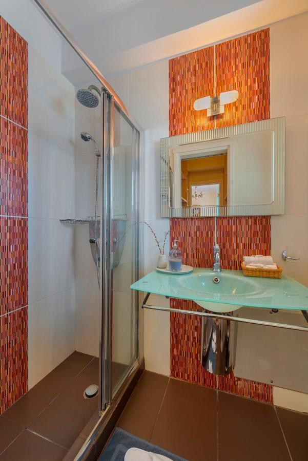 The Painters Luxurious villa Anavyssos Extérieur photo