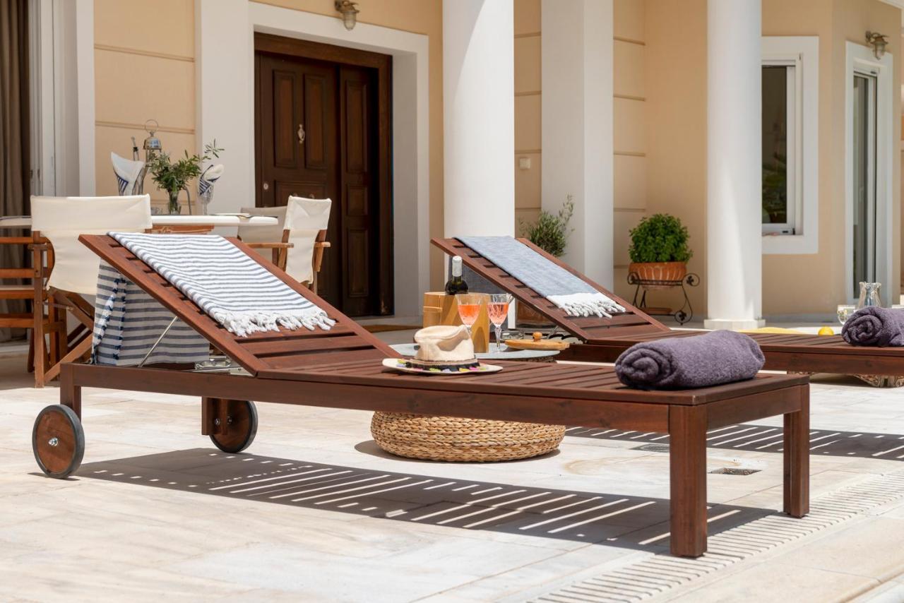 The Painters Luxurious villa Anavyssos Extérieur photo
